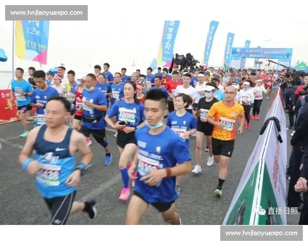 23℃清凉赛道 + 英雄十八坡!3.5 万跑者燃爆贵阳马拉松 23℃清凉赛道 + 英雄十八坡!3.5 万跑者燃爆贵阳马拉松