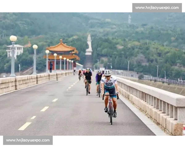 粉动十三陵！“她铁” 开赛奏响 “体育 + 文旅” 新章